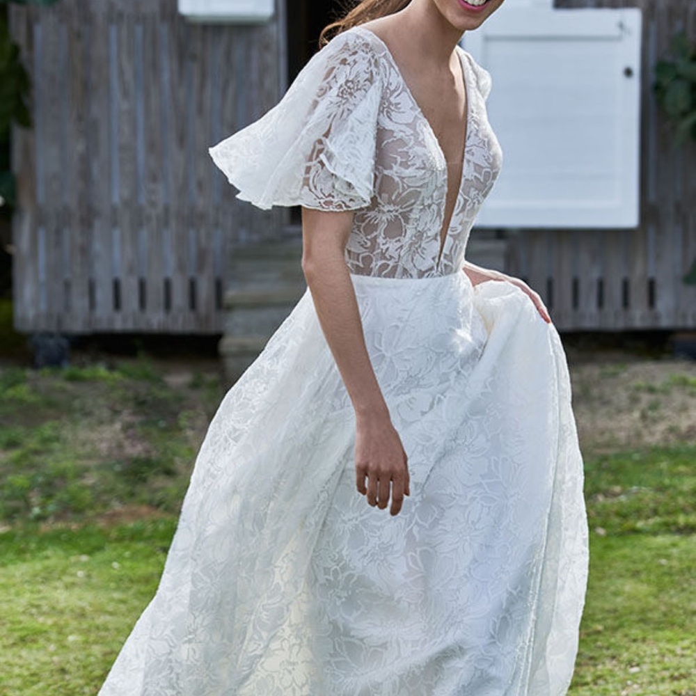 Brand New Vow’d Wedding Dress